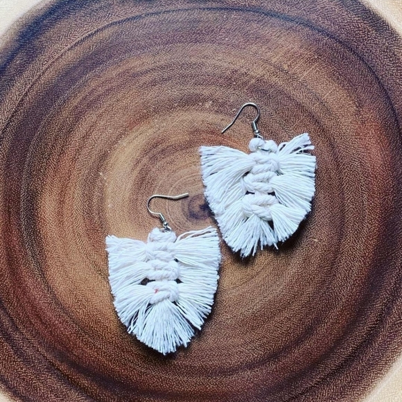 Frill Macrame Earrings - Picture 2 of 2